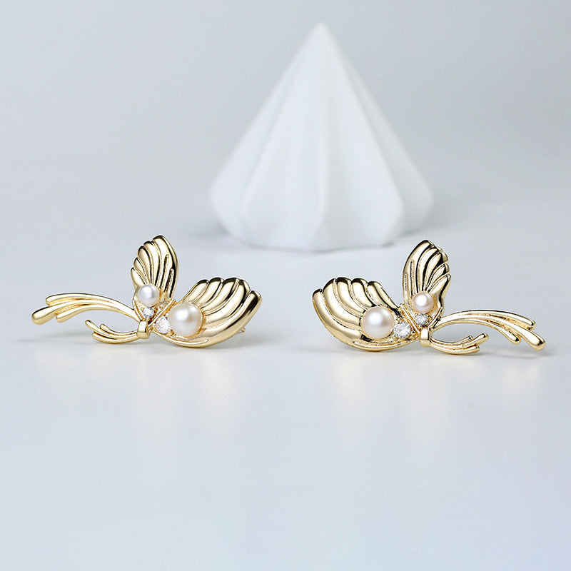 Genuine Freshwater Pearl Happy Butterfly Earrings