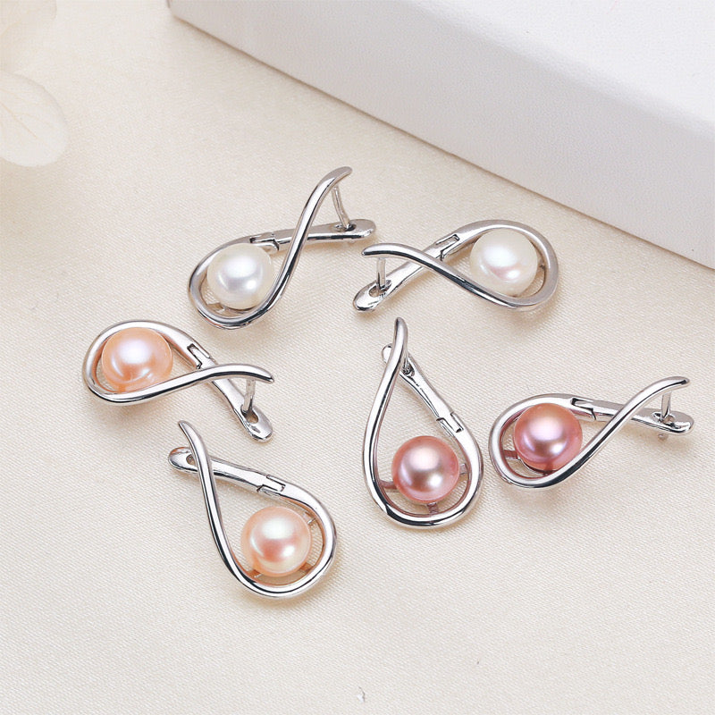 Brass Plated with 18K Gold Genuine Freshwater Pearl Eve Earrings