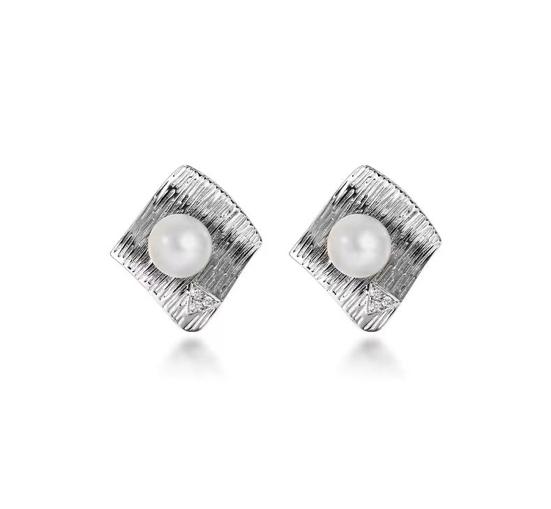 Genuine Freshwater Pearl Water Ripples Earrings
