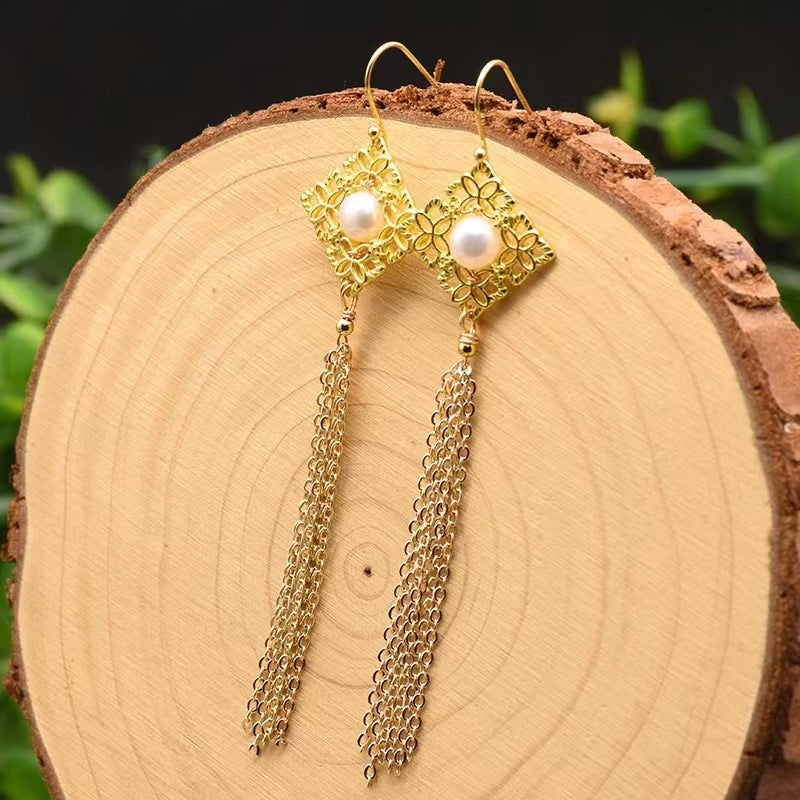 Genuine Freshwater Baroque Pearl / Genuine Freshwater Pearl Legacy Classic Earrings