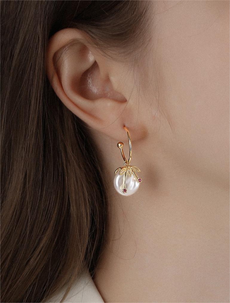 Genuine Freshwater Pearl Shooting Star Earrings