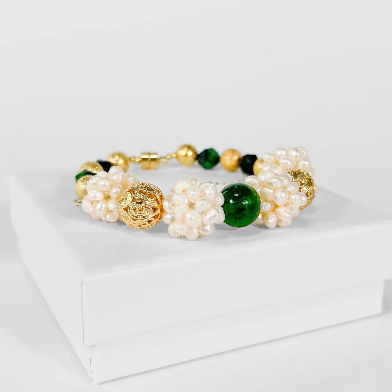 Genuine Freshwater Baroque Pearl Juno Bracelet (Limited Edition)