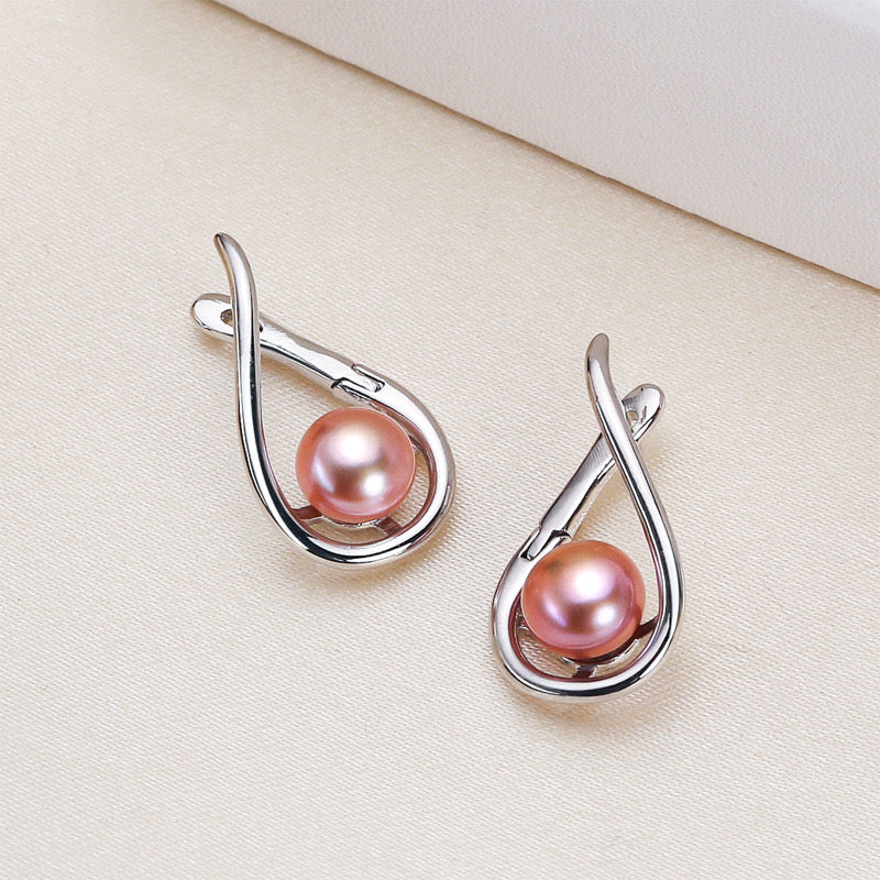 Brass Plated with 18K Gold Genuine Freshwater Pearl Eve Earrings