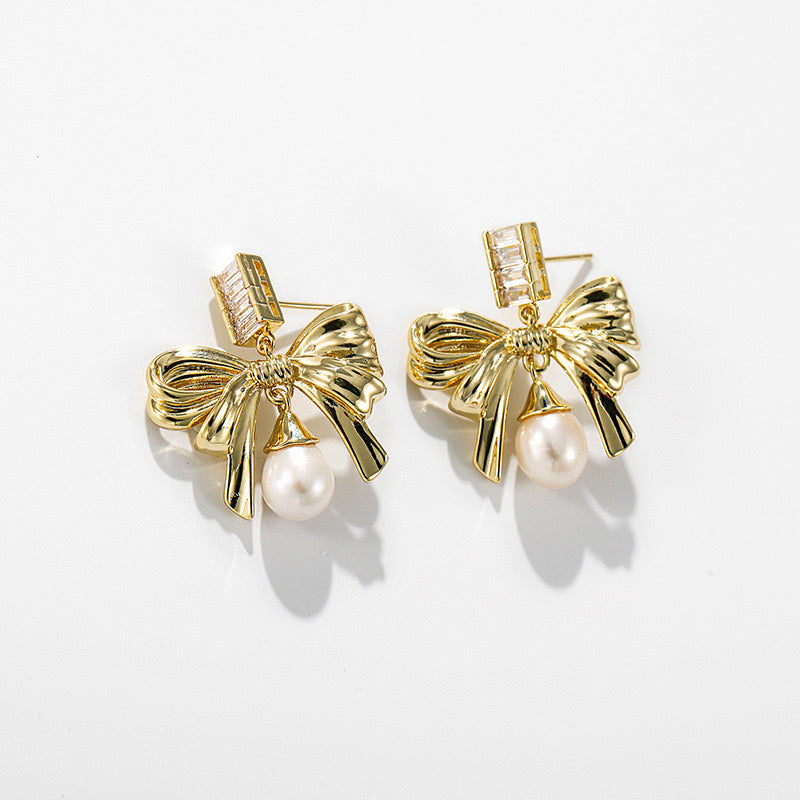 Genuine Freshwater Pearl Happy Bow Earrings
