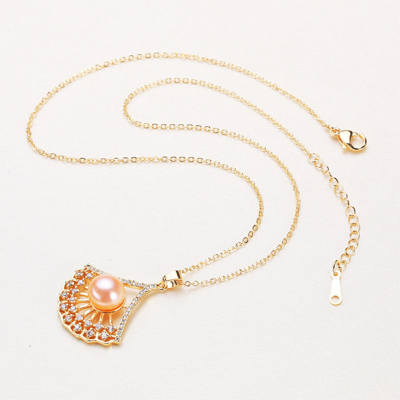 Brass Plated with 18K Gold Genuine Freshwater Pearl Ocean Fan Necklace