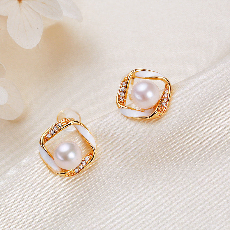 Brass Plated with 18K Gold Genuine Freshwater Pearl Martina Earrings