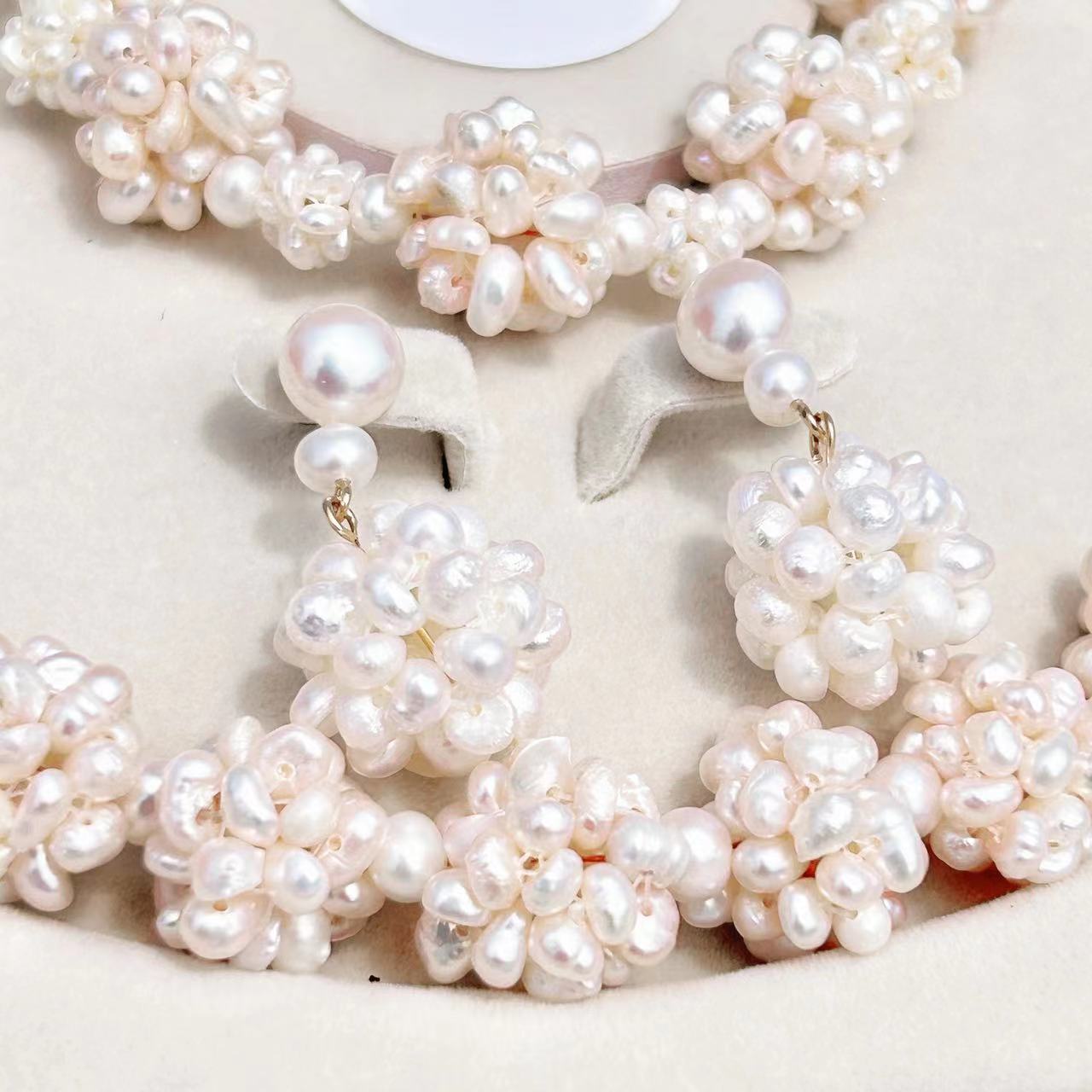 Genuine Freshwater Baroque Pearl Kew Garden Set