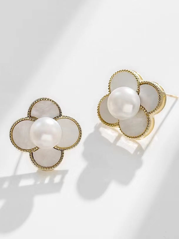 Genuine Freshwater Pearl Clover Earrings