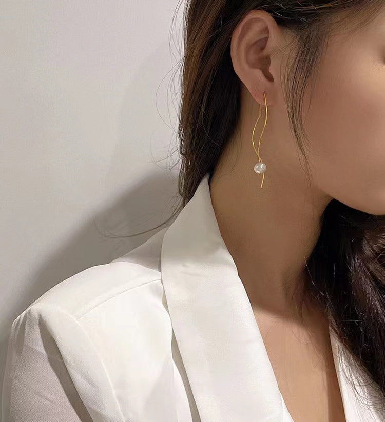 Genuine Freshwater Pearl Solid S925 Silver Streamline Earrings