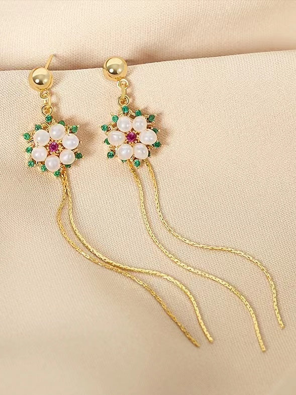 Genuine Freshwater Pearl Flower Earrings