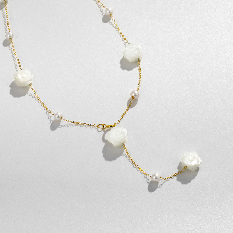 Solid 18K Gold Genuine Freshwater Camellia Necklace
