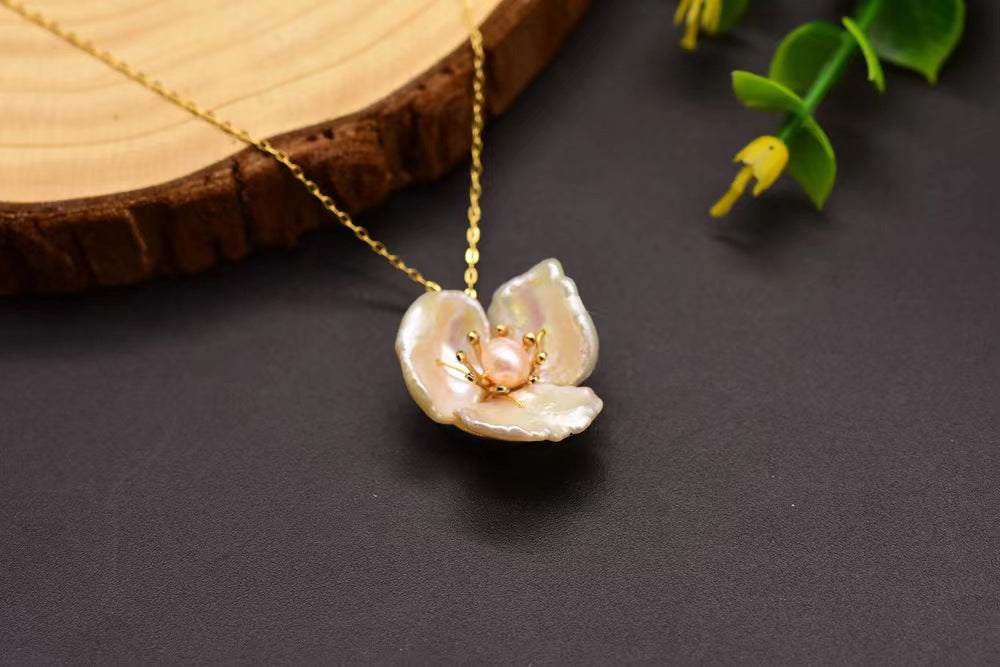 Genuine Freshwater Pearl Lucky Petals Necklace