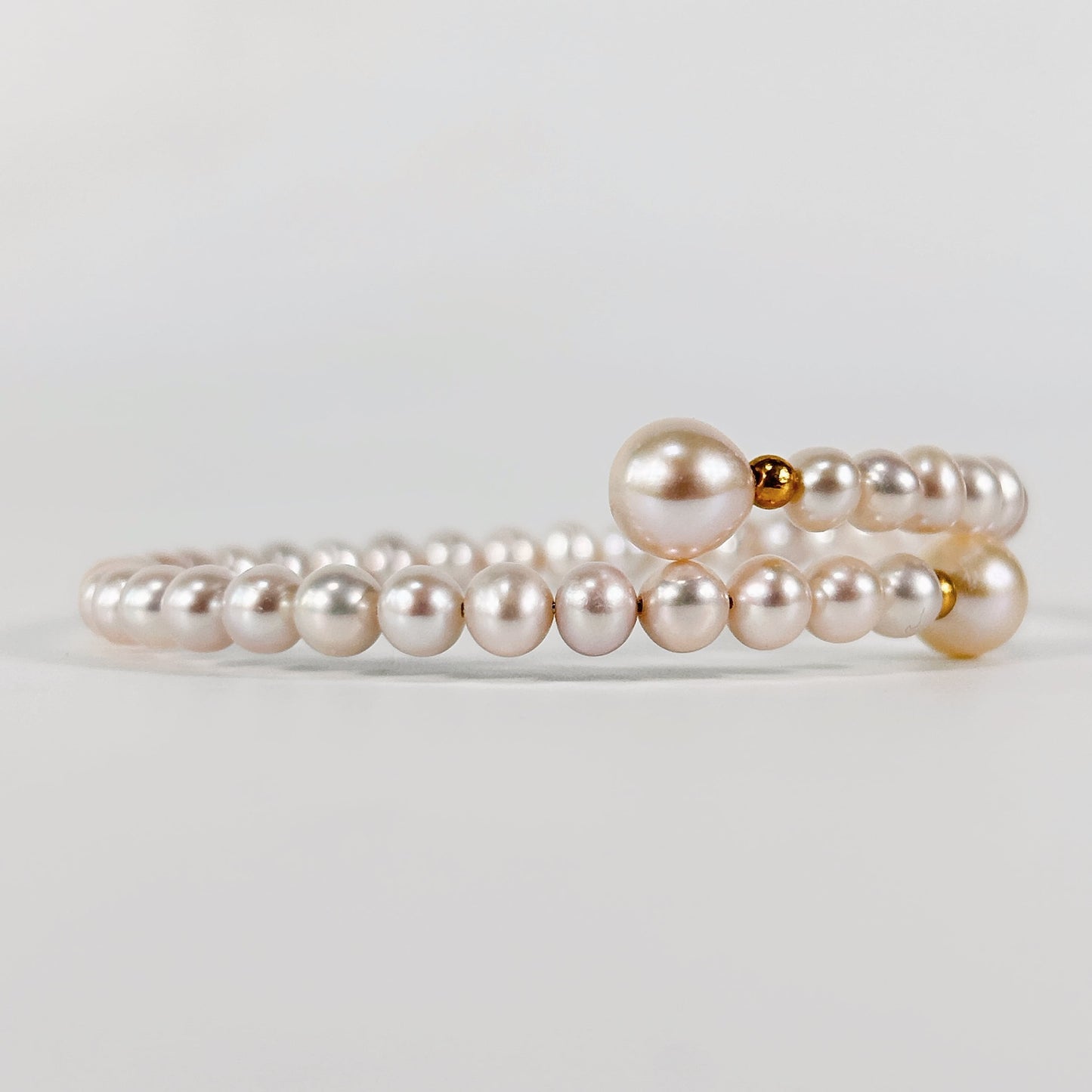 Solid 18K Gold Genuine Freshwater AAAA Pearl Peace Bracelet