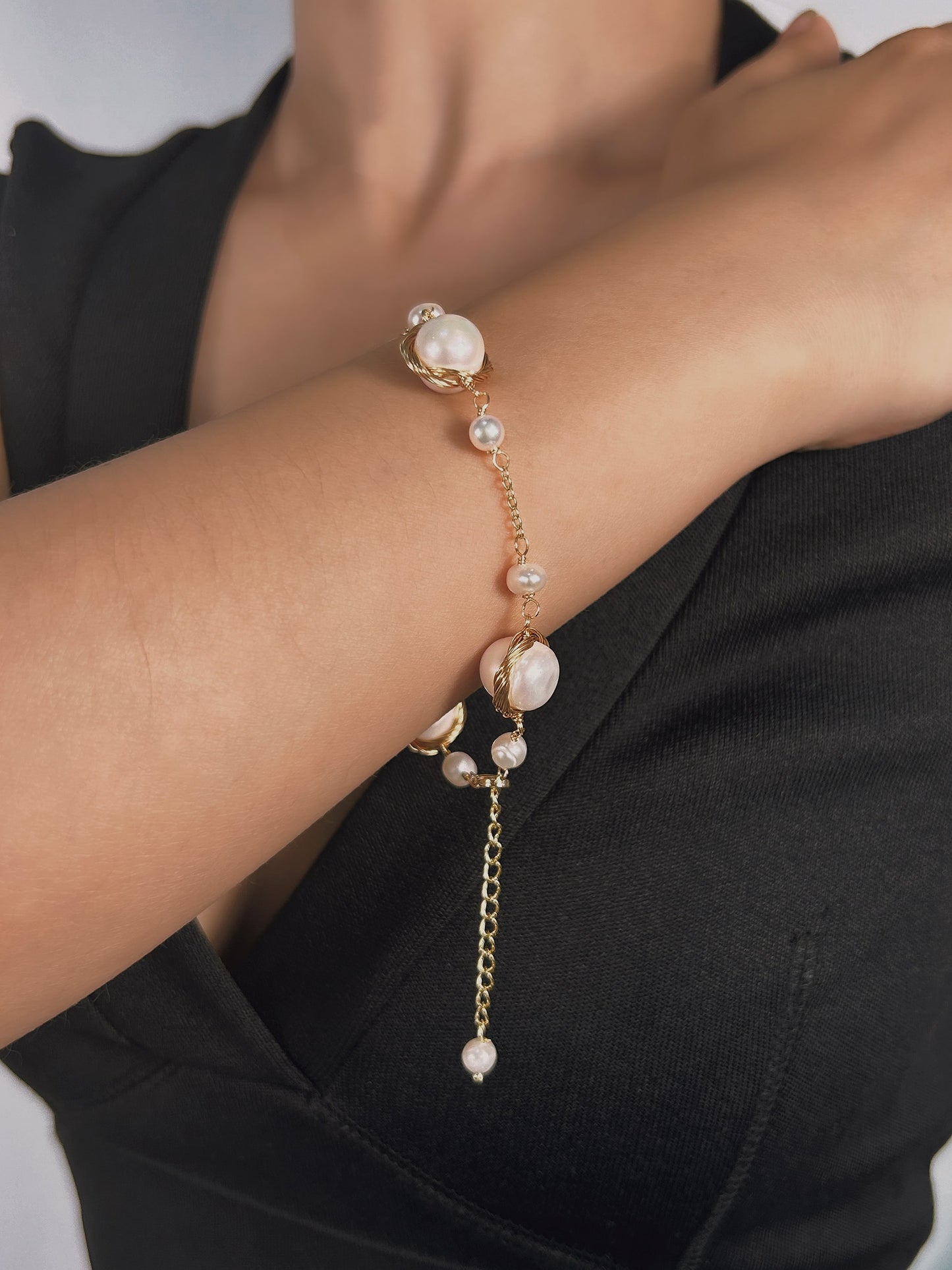 Genuine Freshwater Baroque Pearl Diana Bracelet