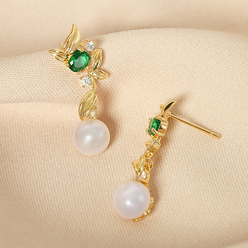 Genuine Freshwater Pearl Green Lucky Earrings