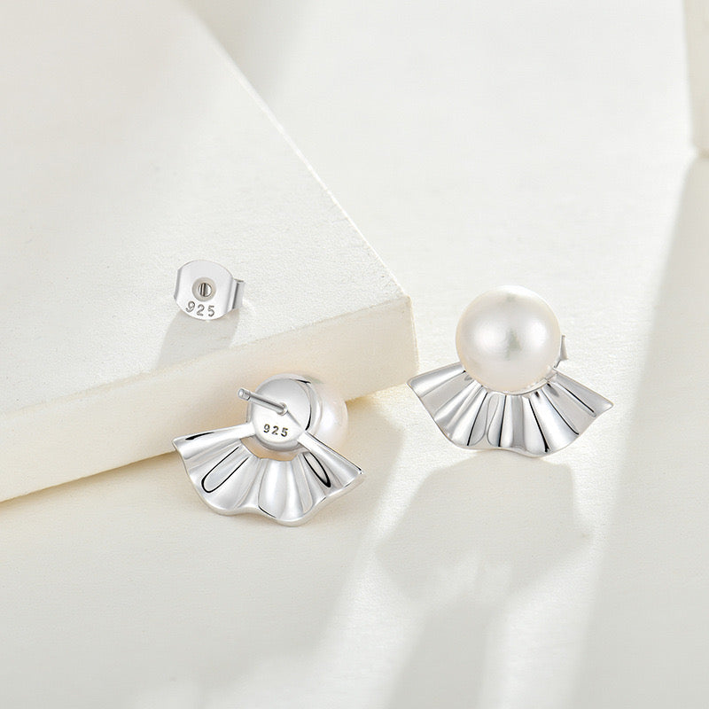 Genuine Freshwater Pearl Japanese Fan Earrings