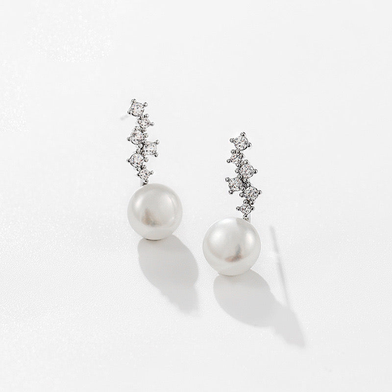Genuine Freshwater Pearl Ice Flower Earrings