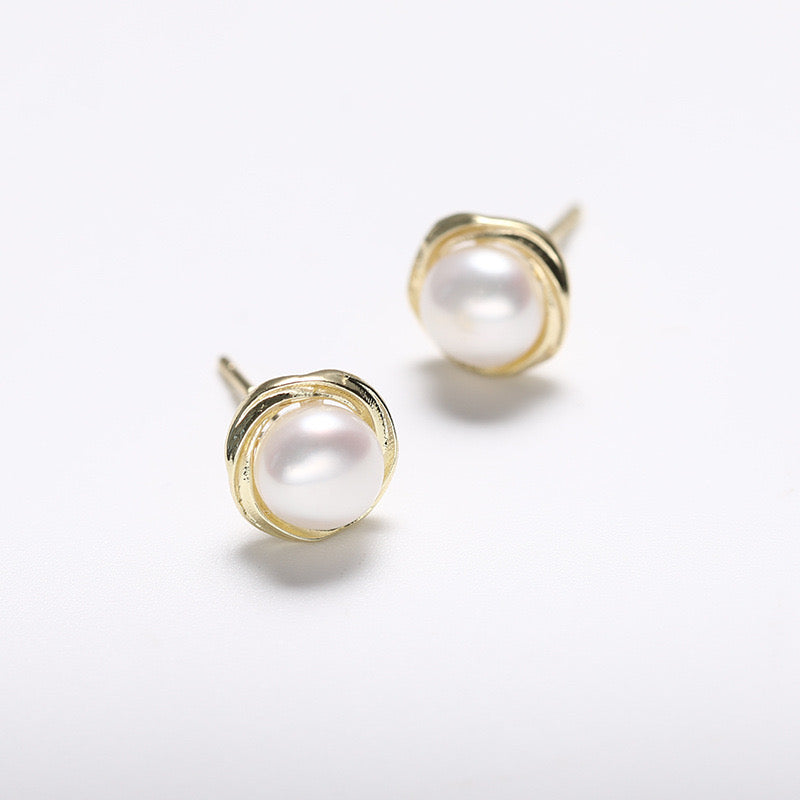 Genuine Freshwater Pearl Solid S925 Silver Grace Lily Earrings