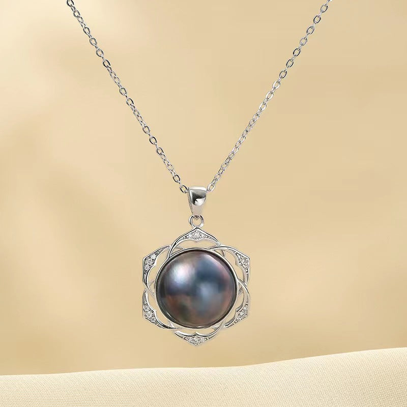 Genuine Tahitian Pearl Robaya Necklace