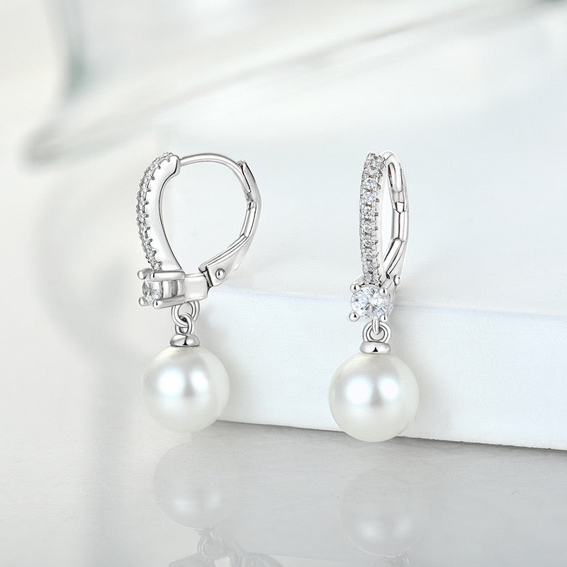 Genuine Freshwater Pearl Diamond Wisper Earrings