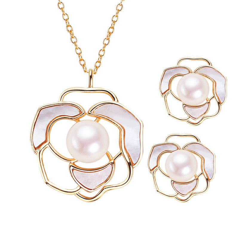 Brass Plated with 18K Gold Genuine Freshwater Pearl Camellia Set