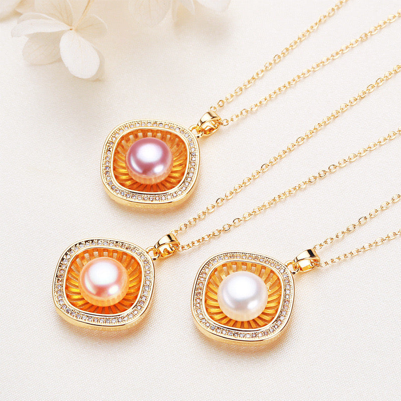 Brass Plated with 18K Gold Genuine Freshwater Pearl World Window Necklace