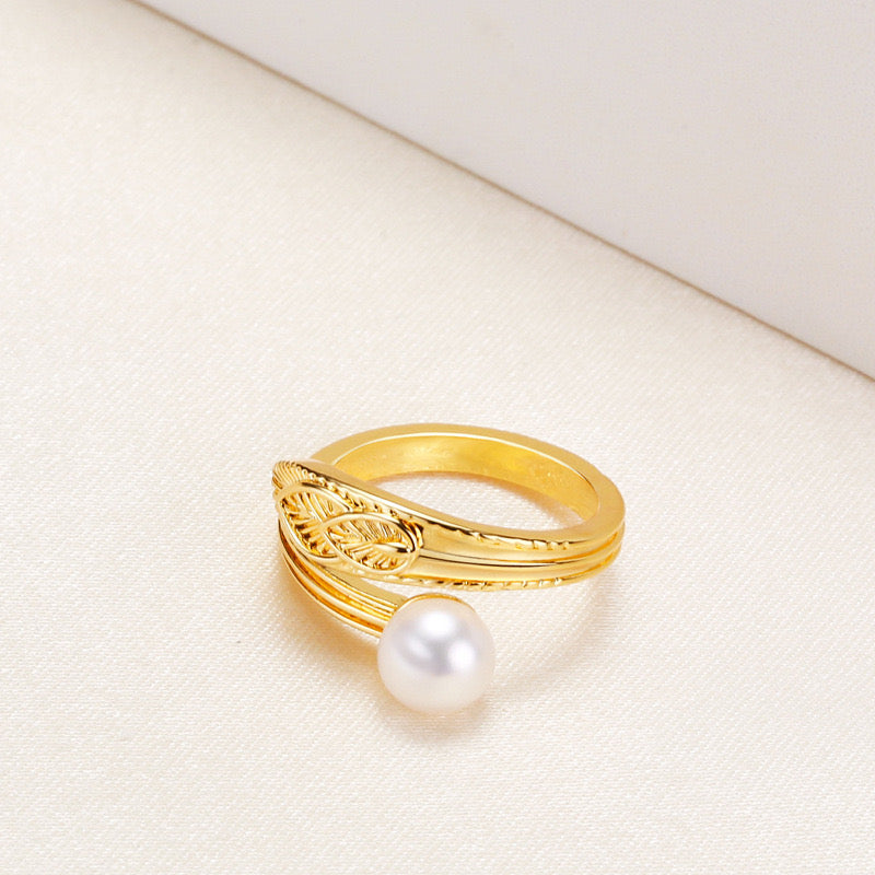 Brass Plated with 18K Gold Genuine Freshwater Pearl Wings Ring