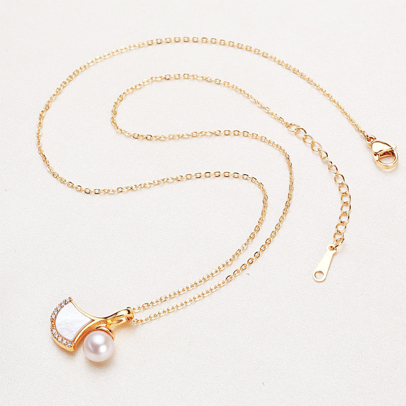 Brass Plated with 18K Gold Genuine Freshwater Pearl Lorraine Set