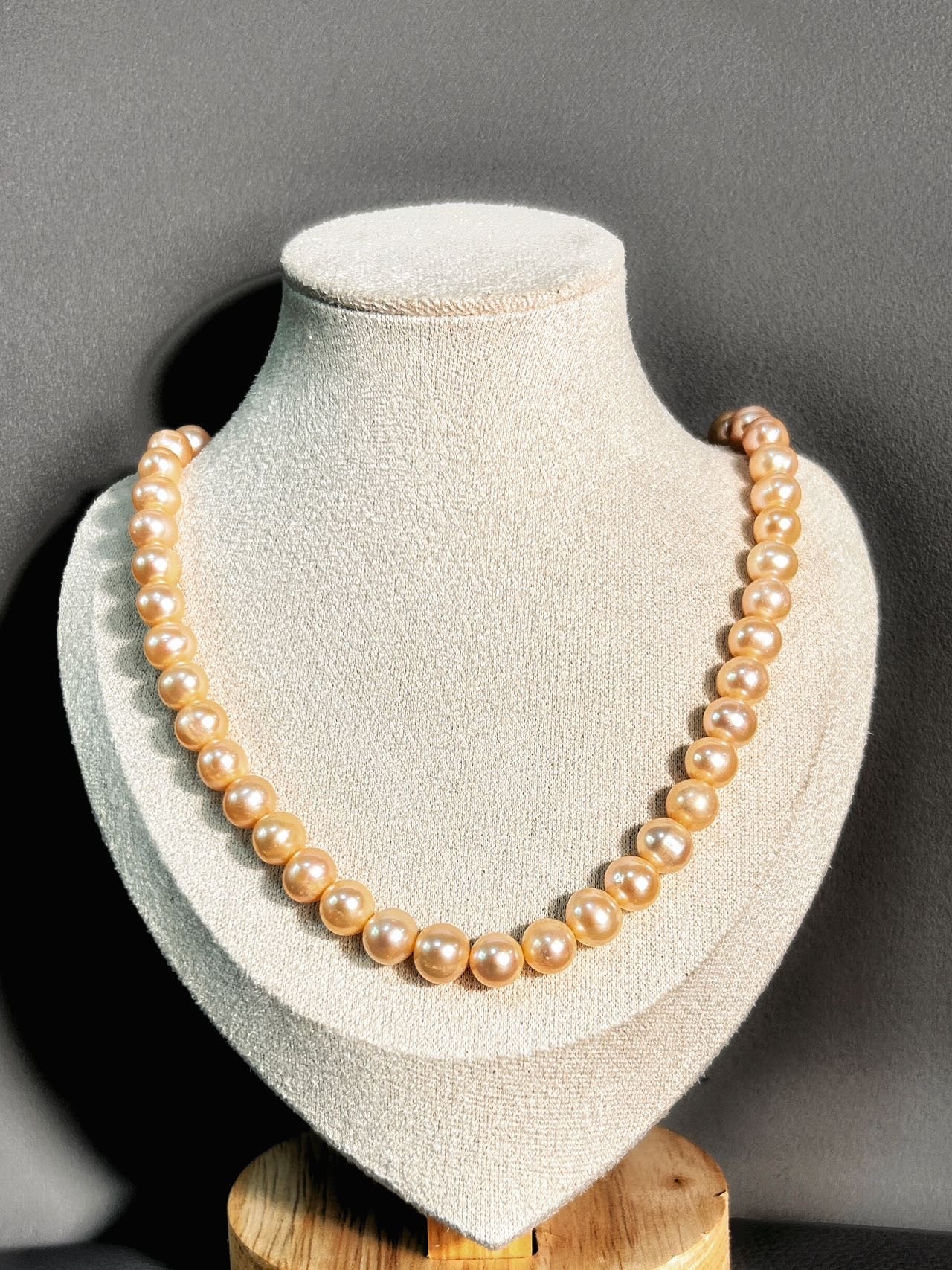 Genuine Freshwater Pearl Classic Peach Pearl Necklace