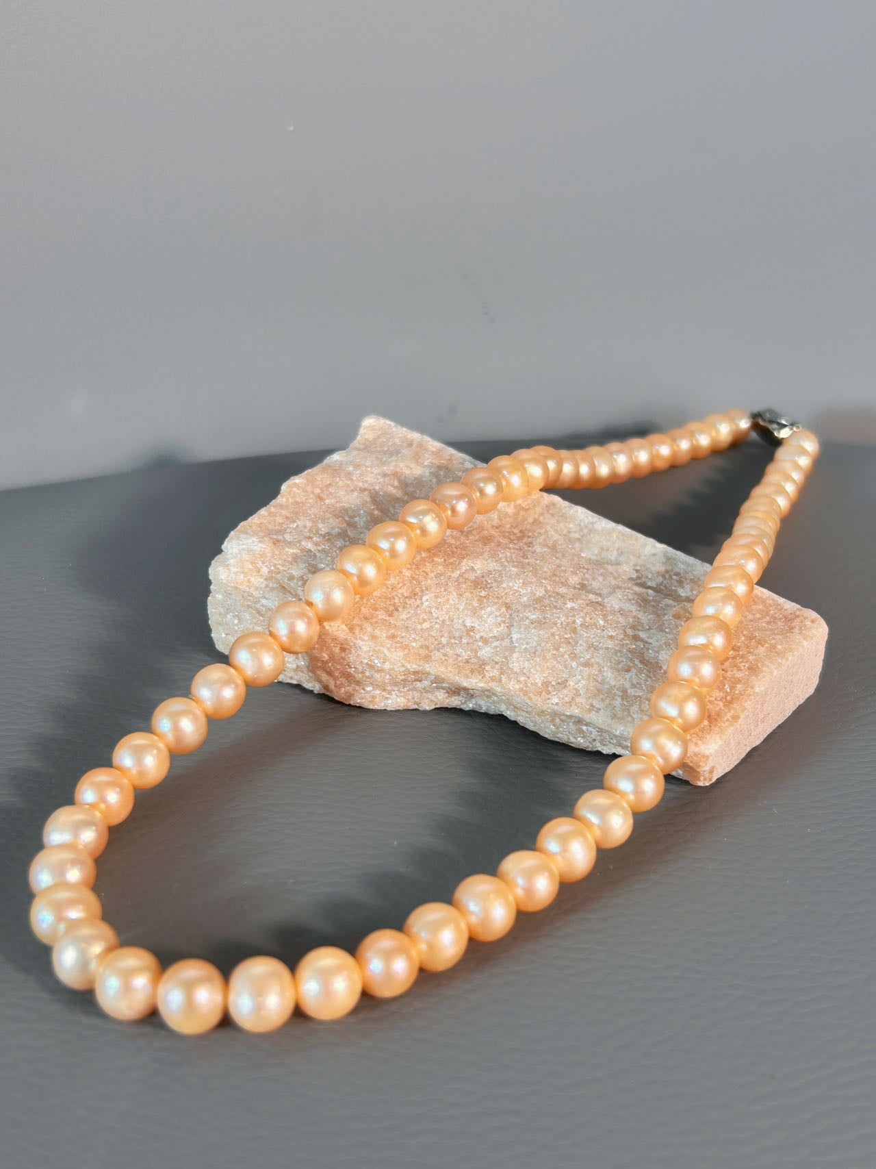 Genuine Freshwater Pearl Classic Peach Pearl Necklace