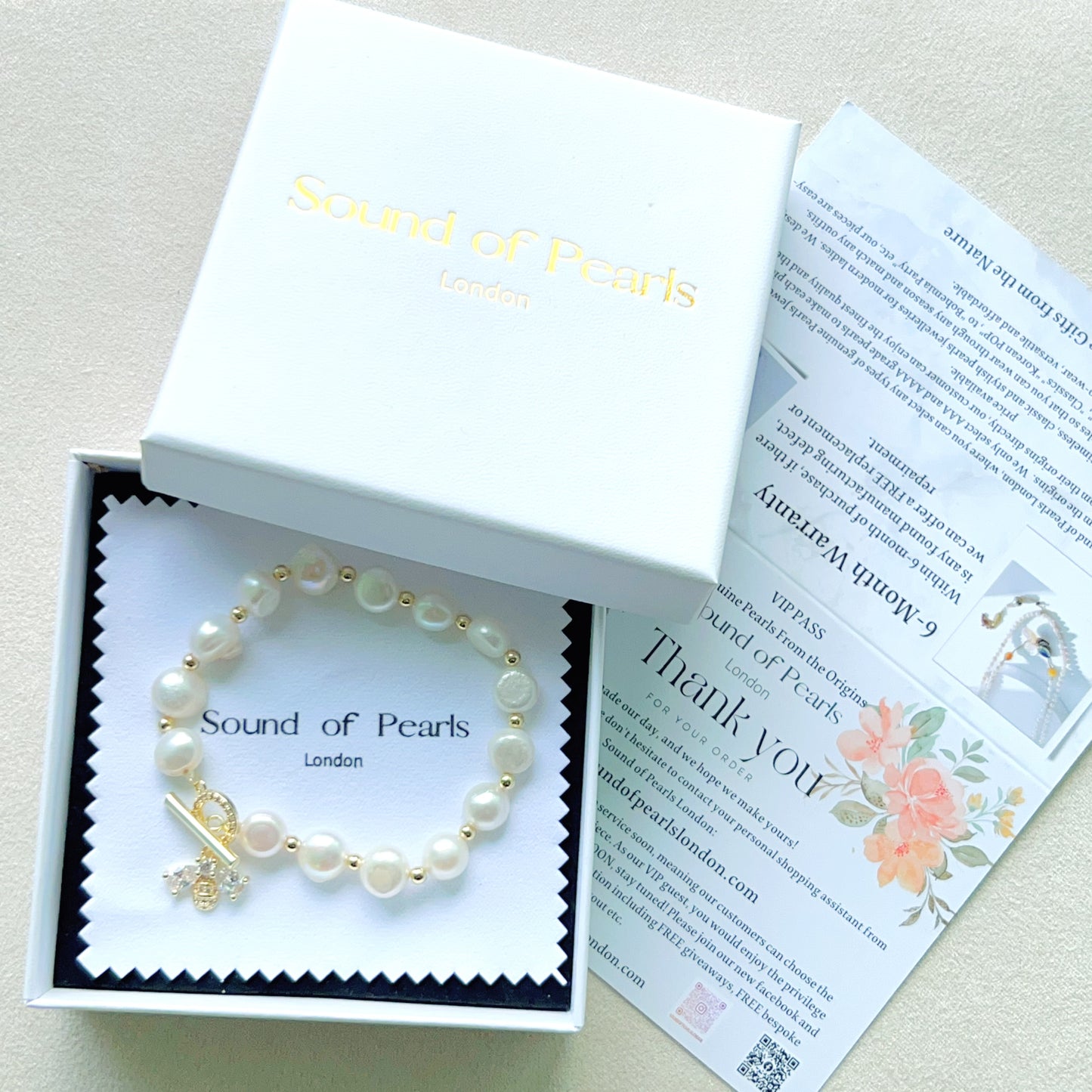 Genuine Freshwater Pearl Bee Bracelet