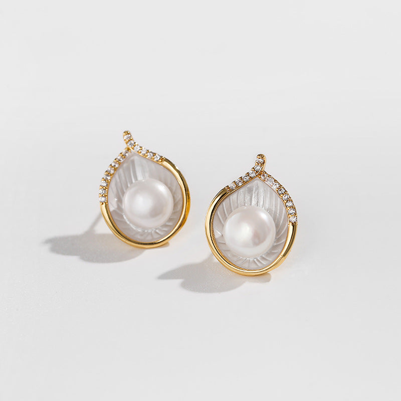 Genuine Freshwater Pearl Holy Shell Earrings
