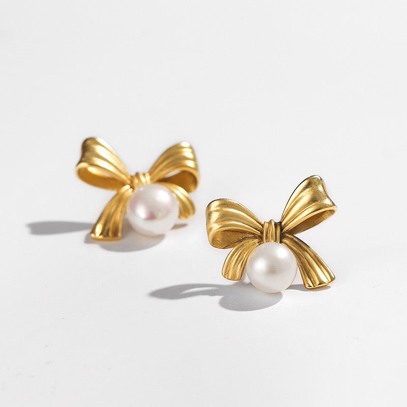 Genuine Freshwater Pearl Lucky Bow Earrings
