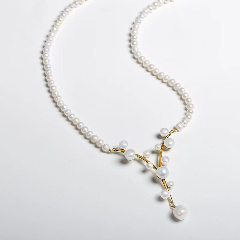 Genuine Freshwater Pearl Éblouissant Waltraud Necklace