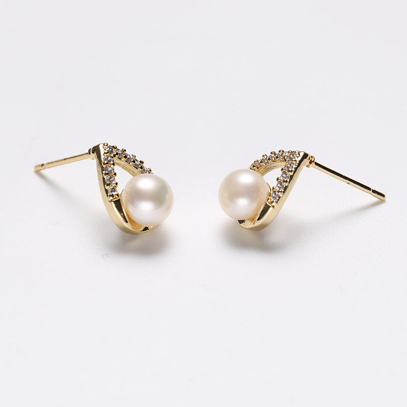 Genuine Freshwater Pearl Solid S925 Silver Ocean Swing Earrings