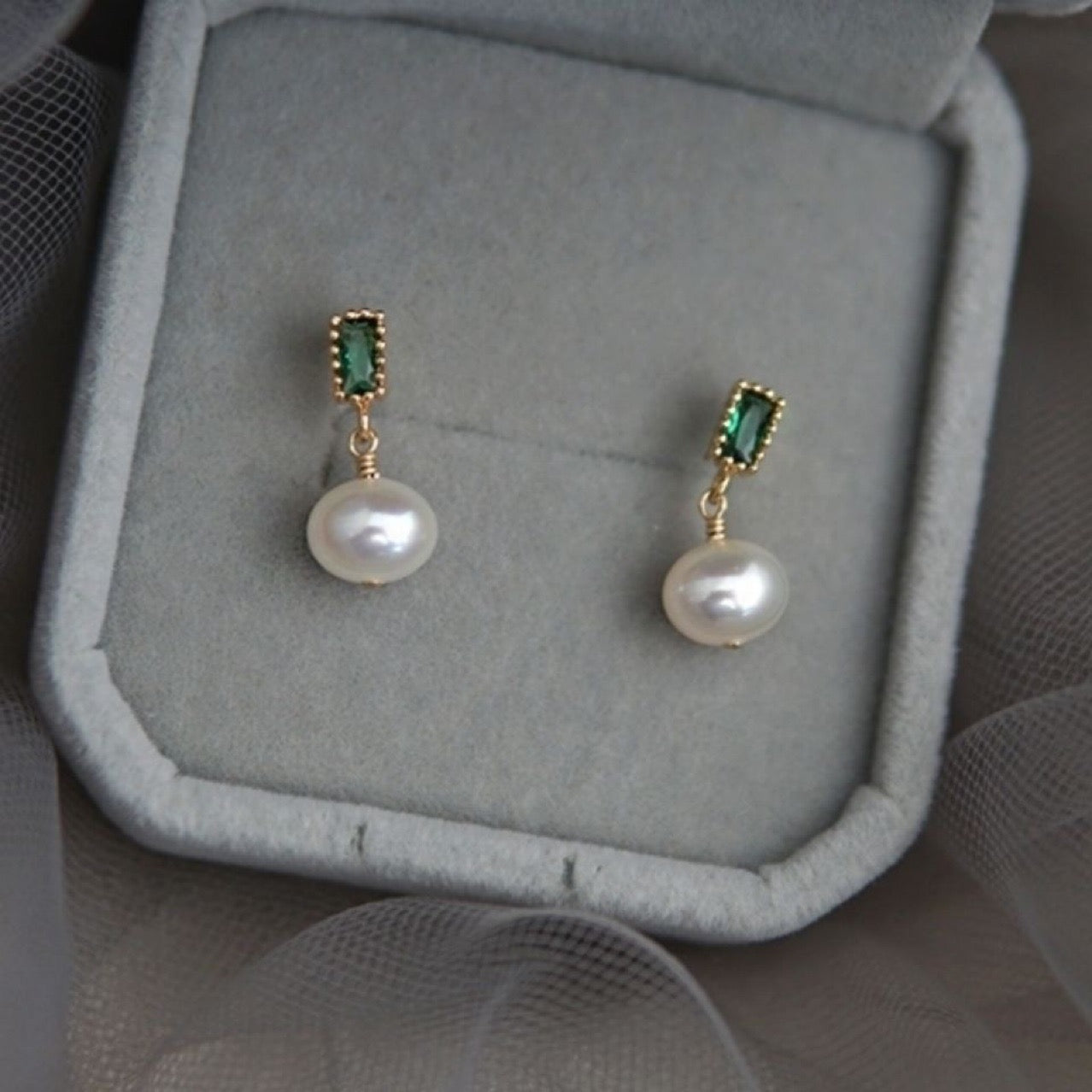 Electroplating 18K Gold Genuine Baroque Pearl Enid Earrings