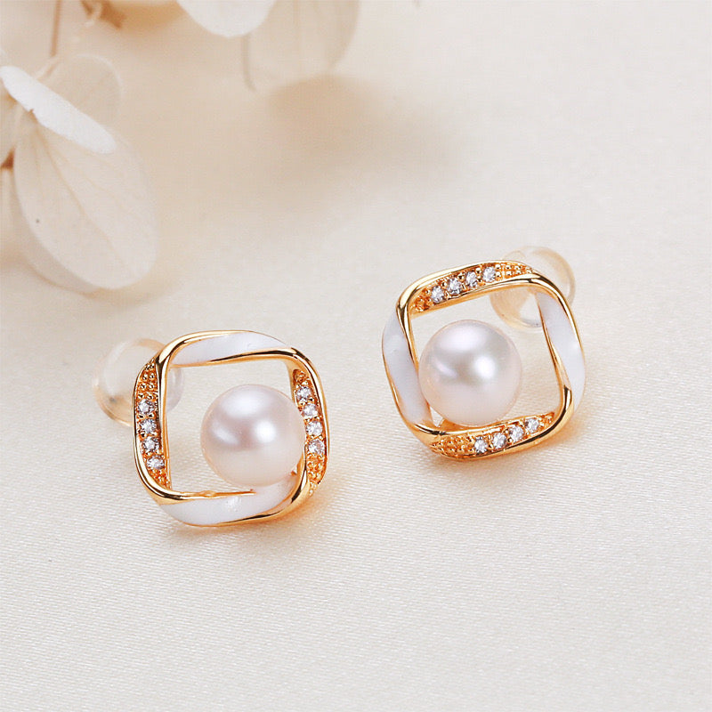 Brass Plated with 18K Gold Genuine Freshwater Pearl Martina Earrings