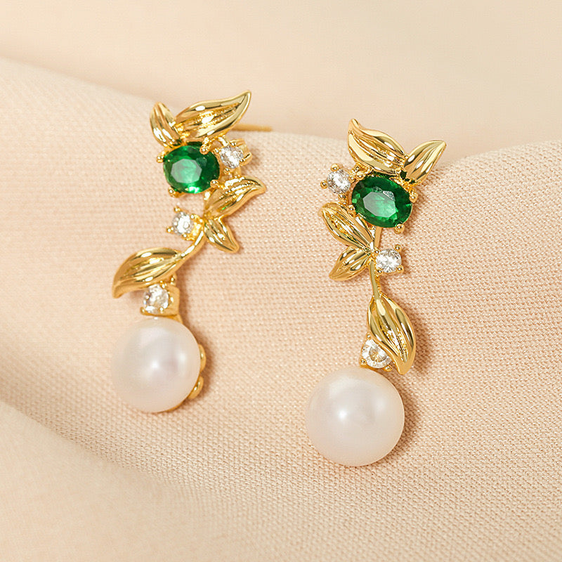 Genuine Freshwater Pearl Green Lucky Earrings