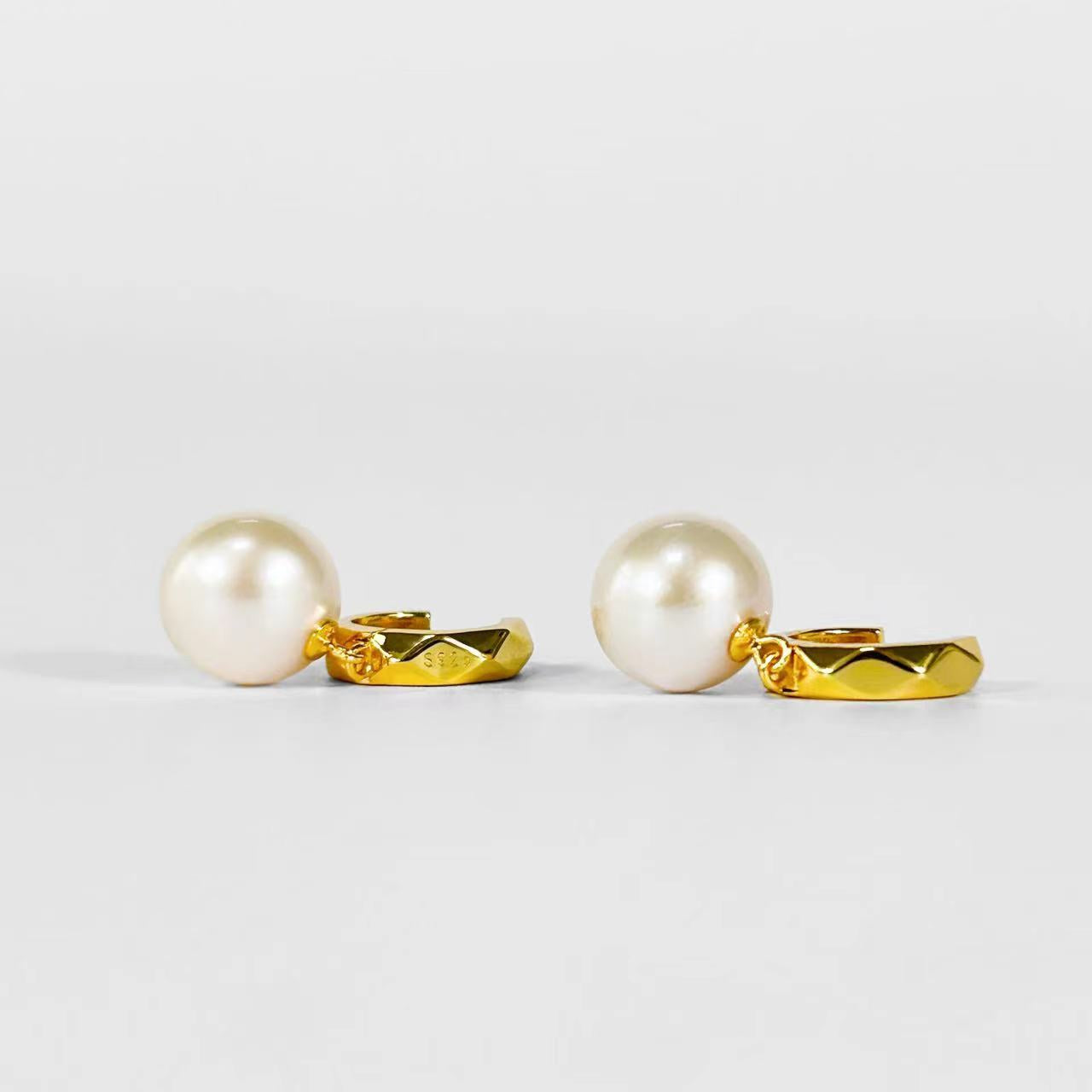 Genuine Freshwater Baroque Pearl Golden Halo Earrings