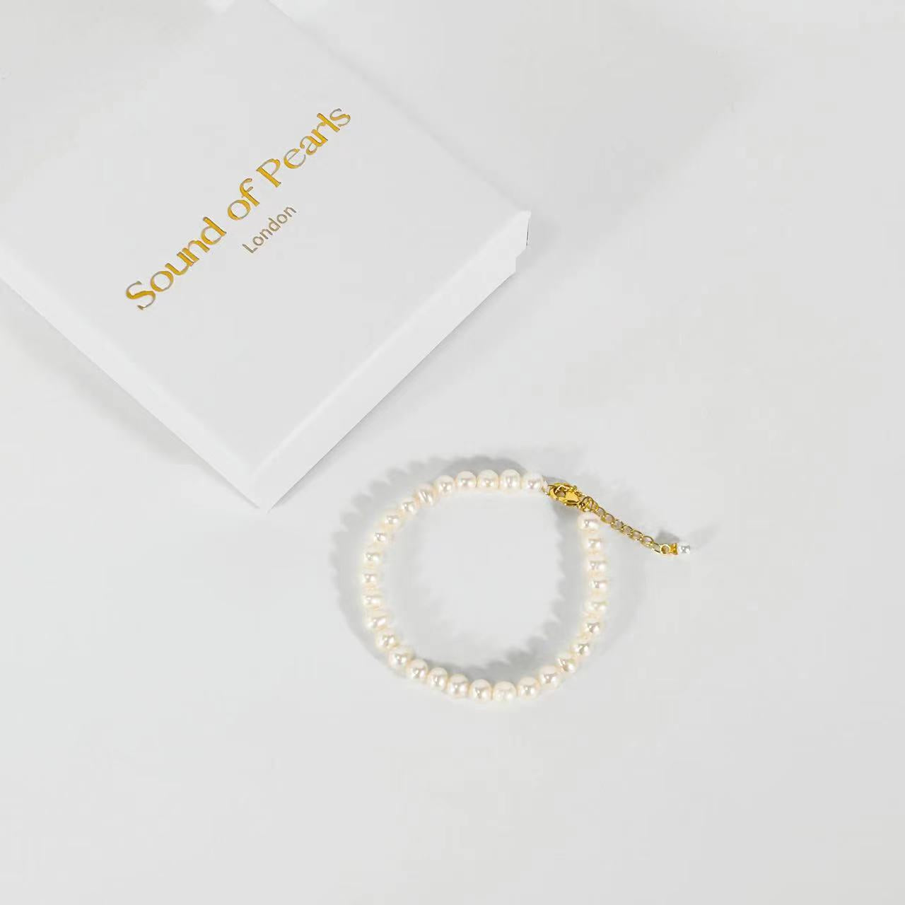 Solid 18K Gold Genuine Freshwater Pearl Classic Bracelet