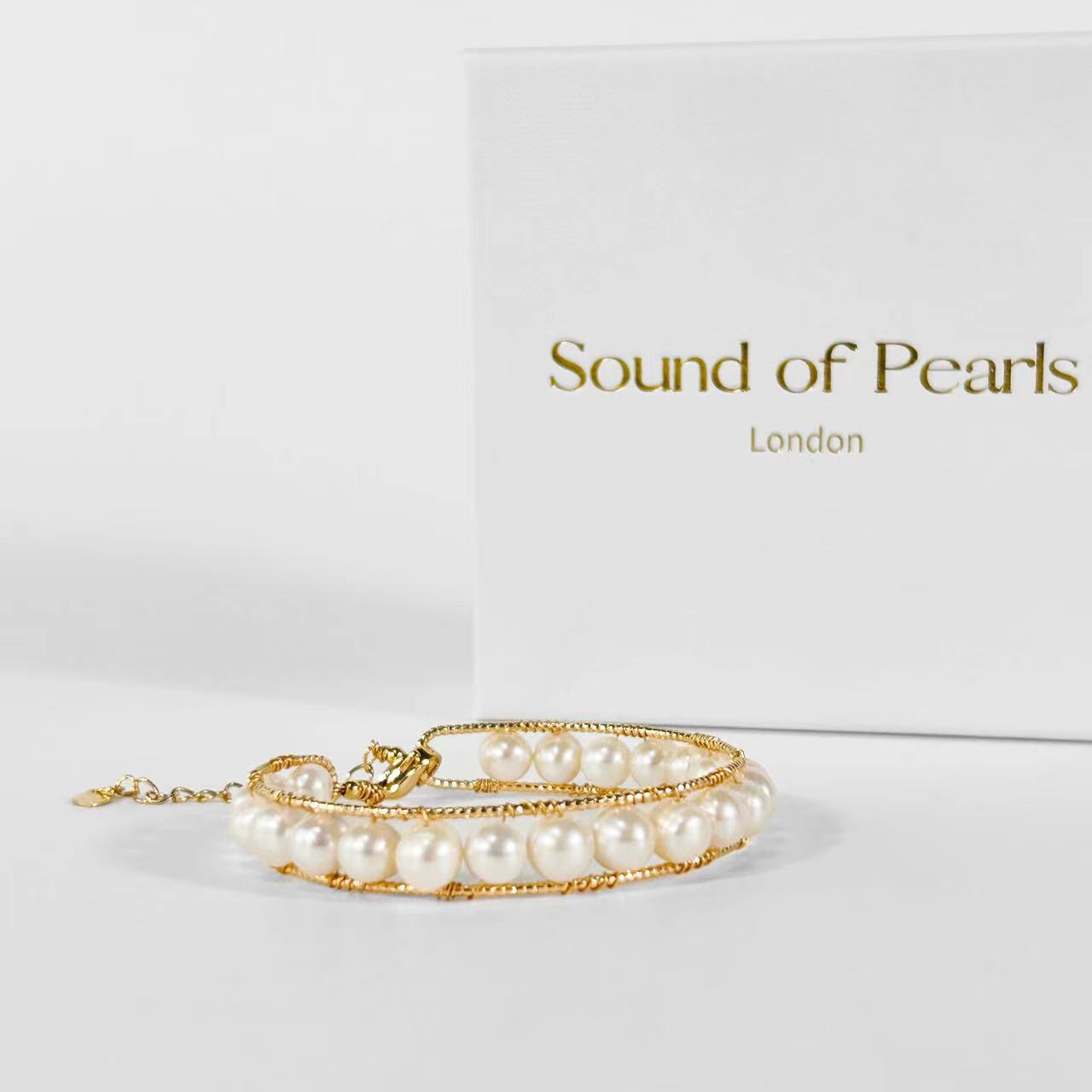 Genuine Freshwater Pearl Golden Divine Halo Bracelet