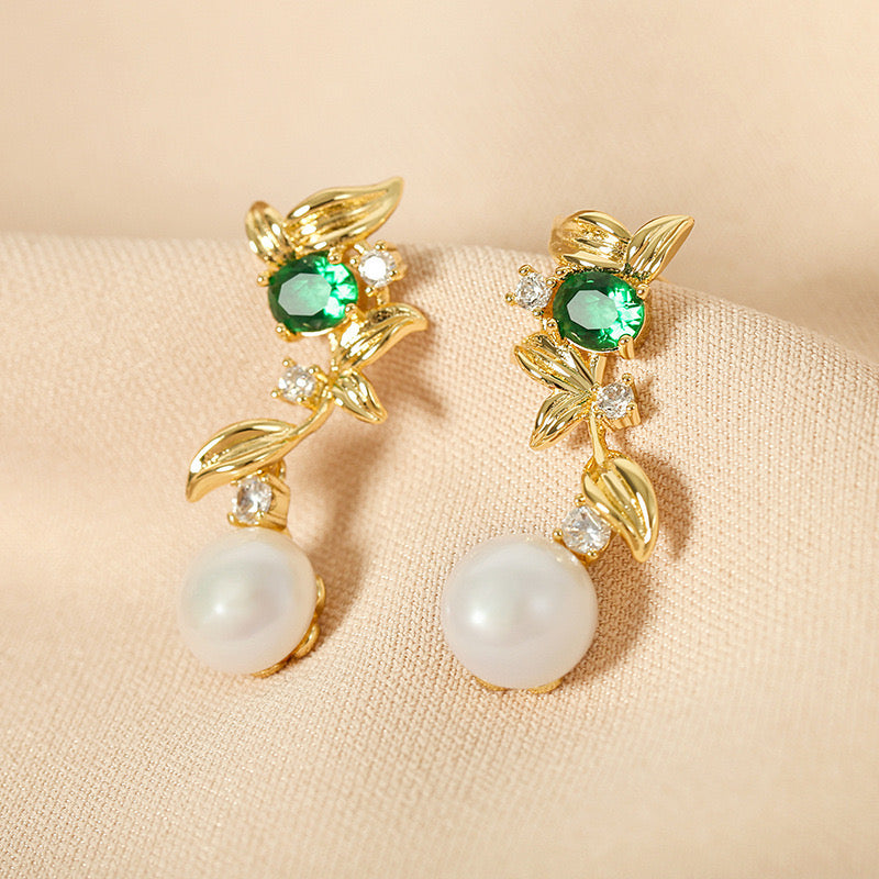 Genuine Freshwater Pearl Green Lucky Earrings