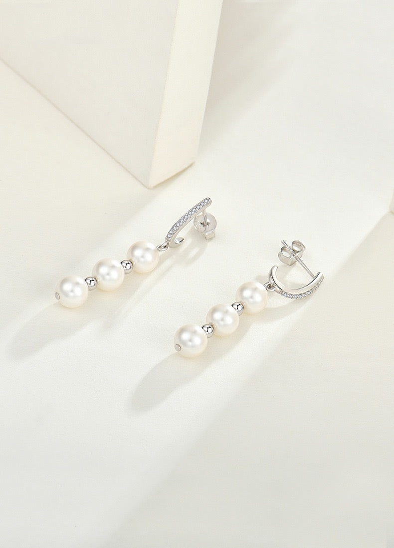 Genuine Freshwater Pearl Nova Earrings