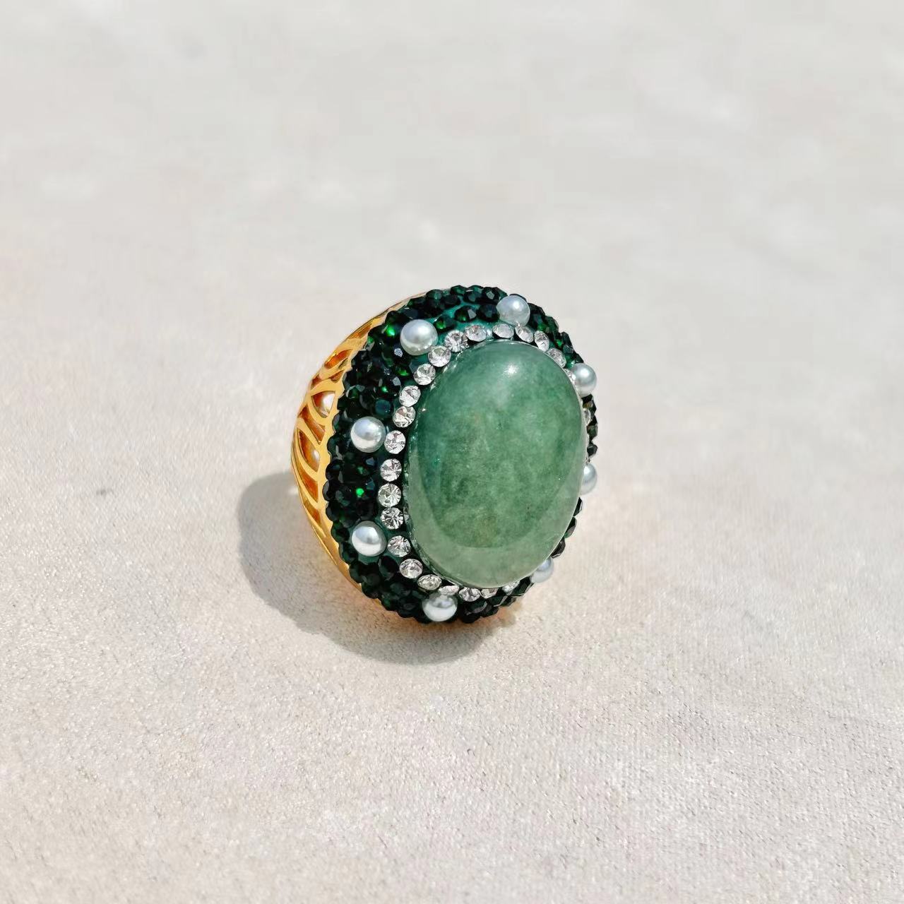 Genuine Natural Baroque Pearl & Jade Fitze Ring