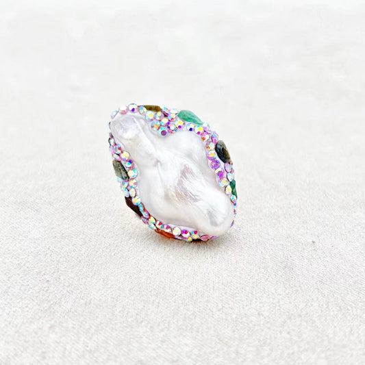 Genuine Natural Baroque Pearl & Natural Crystal Isse Ring