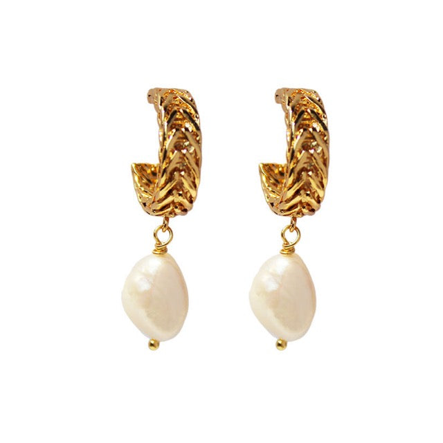 Genuine Freshwater Pearl Gloria Earring