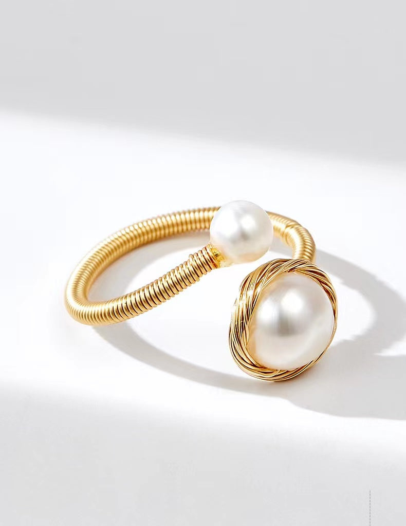 Genuine Freshwater Pearl Earth Ring