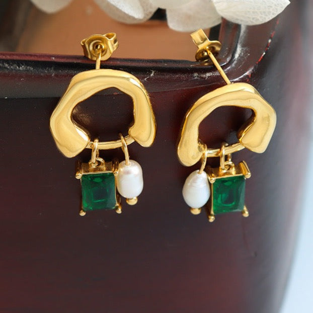 Genuine Freshwater Pearl Titanium Steel Green Dewdrop Earrings