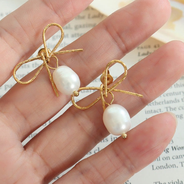 Genuine Freshwater Pearl Titanium Steel Lucky Bow Earrings