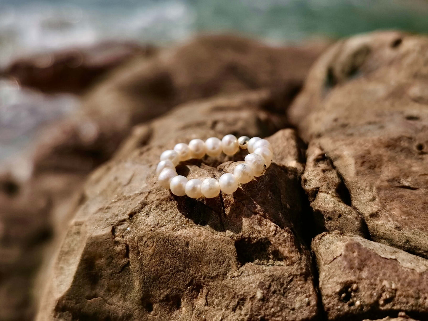 Solid 18K Gold Genuine Freshwater Pearl Rice Ring